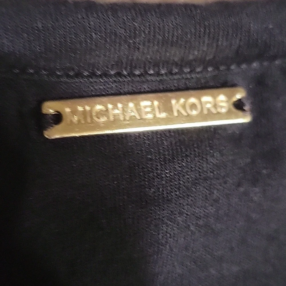 🌞MICHAEL Michael Kors Black Top with Eyelet Sleeves - Picture 5 of 5